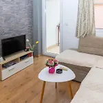 Beautiful In With Wifi Apartamento