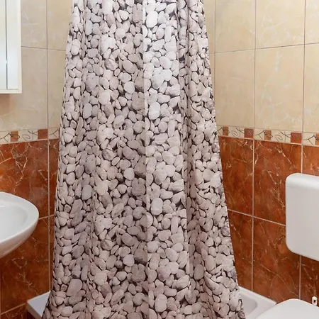 アパート In With View