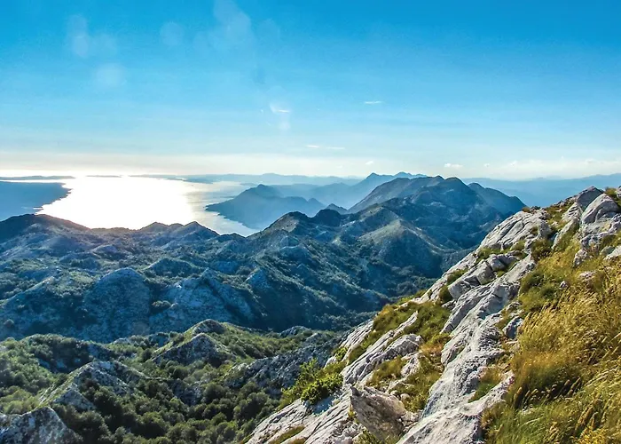 In With View * Makarska