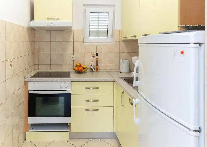 Apartment In With View *